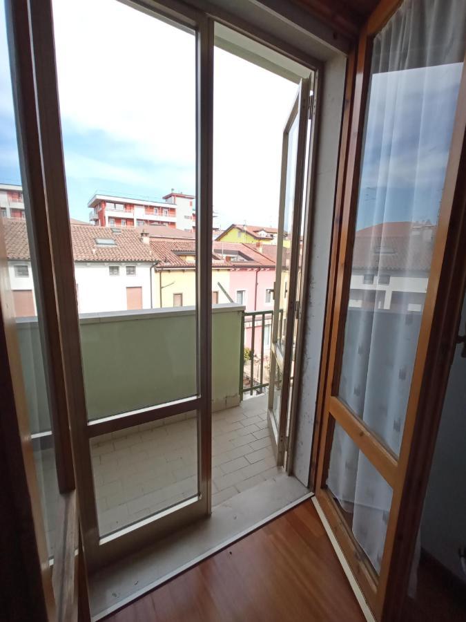 Casa Doretta - Camere Rooms เวโรนา ภายนอก รูปภาพ