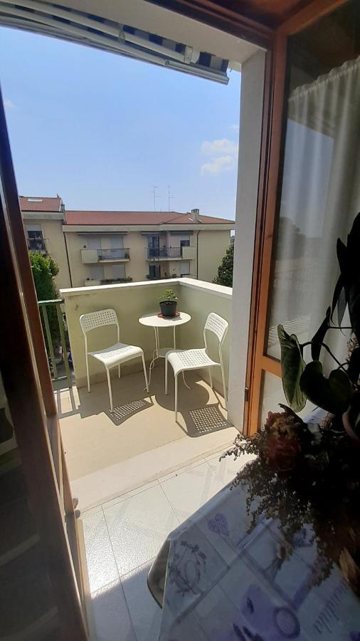Casa Doretta - Camere Rooms เวโรนา ภายนอก รูปภาพ